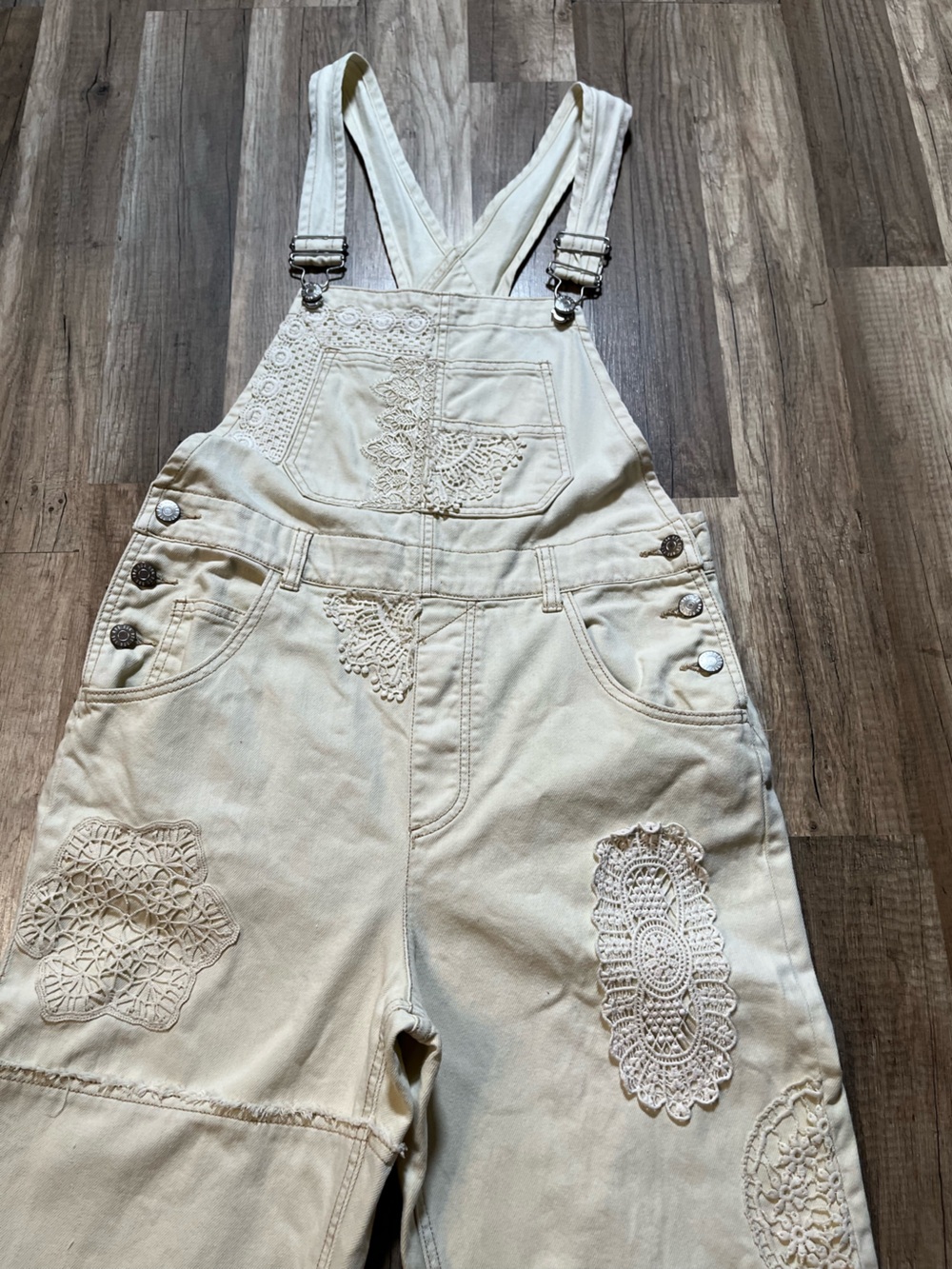 Urban Outfitters UO Ezra Crochet Patchwork Overall Size S-p - Picture 6 of 17